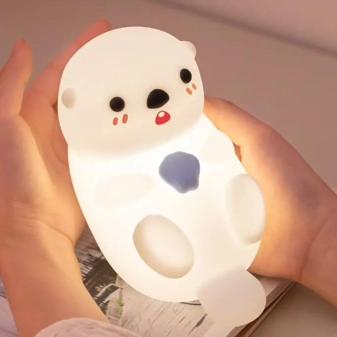 Veilleuse-Loutre-Bebe-en-Silicone-OtterGlow-Souple-Lavable