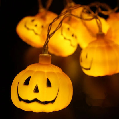 guirlande-lumineuse-citrouille-halloween-spookypump-mise-en-situation-table