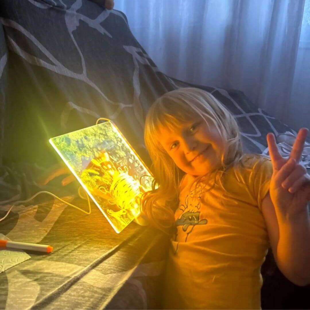 Tablette Lumineuse Éducative – LumiSketch™