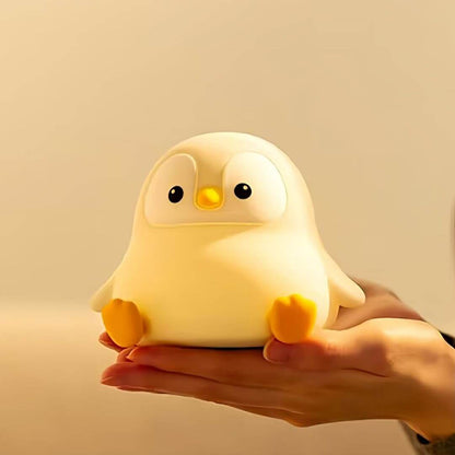 Veilleuse Pingouin Assis Enfant – LumiPenguin™