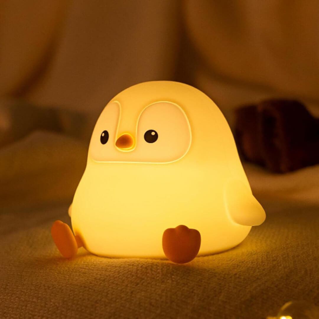 Veilleuse Pingouin Assis Enfant – LumiPenguin™